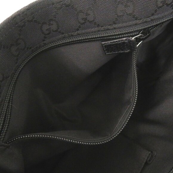 GUCCI Authentic Black Leather Shoulder Bag - Picture 8 of 11